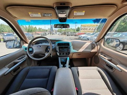 Used 2001 Ford Explorer Sport Trac 2WD image 20