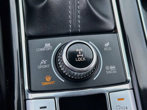 Used 2025 Kia Telluride S AWD/4WD image 26