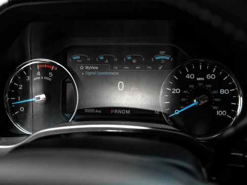 Used 2021 Ford F250 Lariat w/ Lariat Value Package AWD/4WD image 18