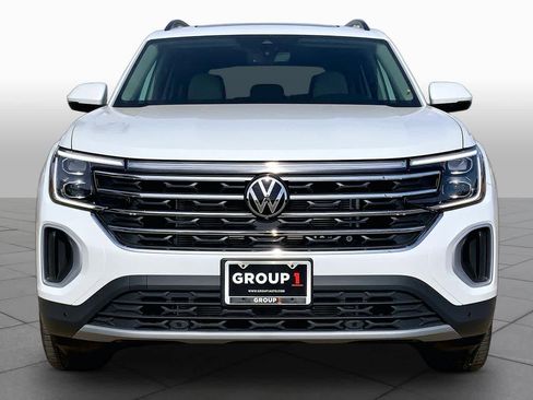 New 2026 Volkswagen Atlas SE FWD image 3