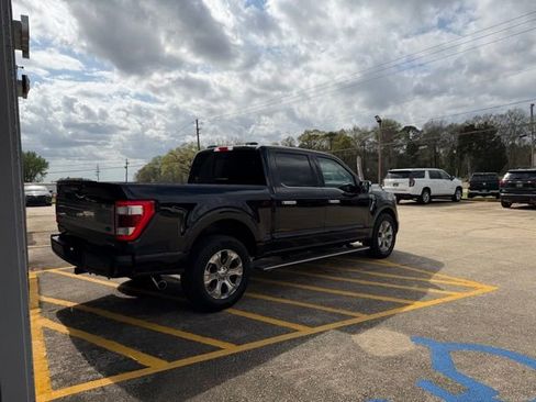 Used 2023 Ford F150 Platinum RWD image 3
