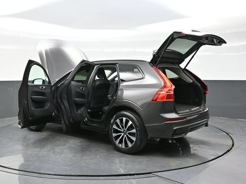 Used 2024 Volvo XC60 B5 Plus AWD/4WD image 44
