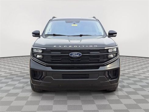 Certified 2025 Ford Expedition Max Active image 8