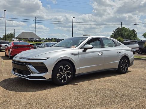 Used 2025 Hyundai Sonata SEL image 7