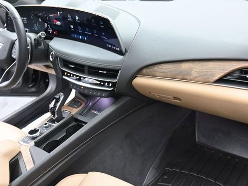 Used 2025 Cadillac CT5 Premium Luxury RWD image 27