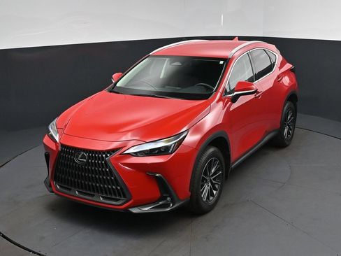 Used 2024 Lexus NX 250 FWD w/ Towing Package (2000 Lbs) image 30