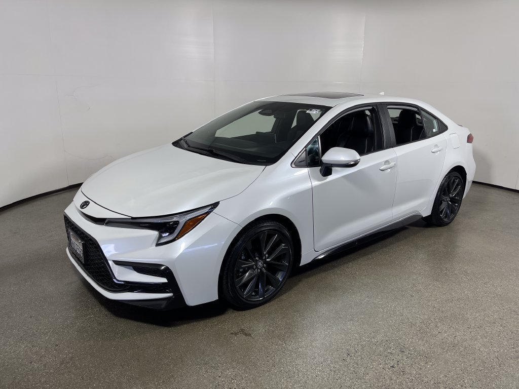 Certified 2025 Toyota Corolla XSE FWD image 7