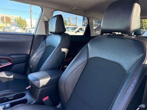 Used 2023 Kia Soul GT-Line w/ GT-Line Technology Package image 22