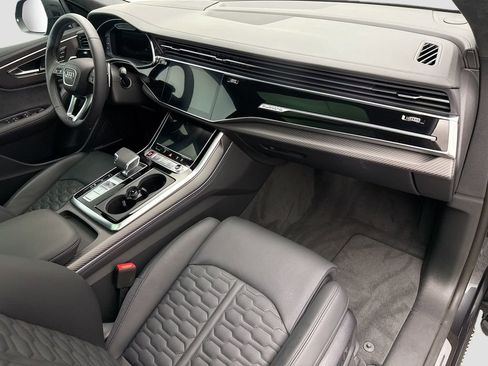 Certified 2025 Audi RS Q8 performance image 16