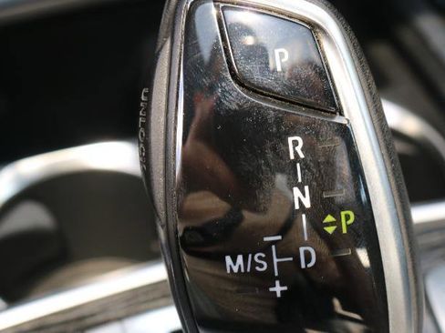 Used 2019 BMW 750i xDrive AWD/4WD image 13
