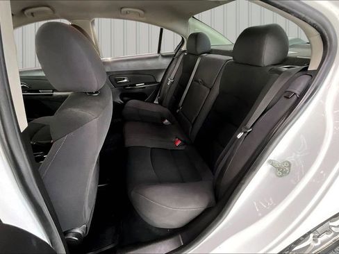 Used 2014 Chevrolet Cruze LT FWD image 21