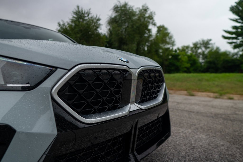 Certified 2024 BMW X2 xDrive28i w/ M Sport Package AWD/4WD image 17