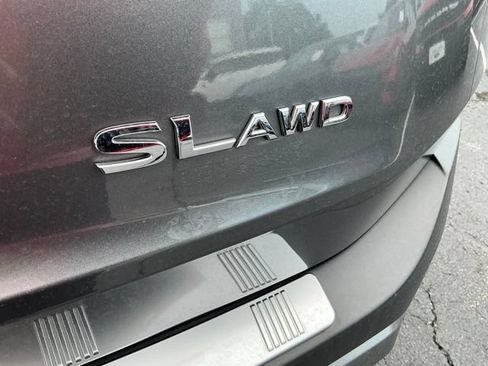 Used 2023 Nissan Rogue SL AWD/4WD image 7
