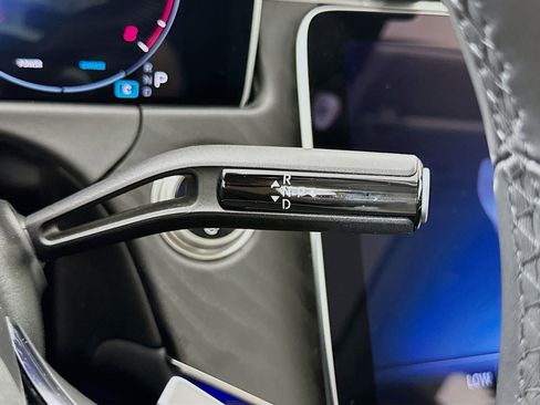 Used 2025 Mercedes-Benz E 350 Sedan image 18