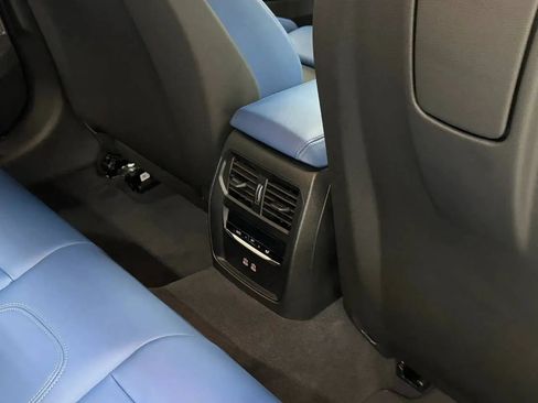 Used 2025 BMW M3 w/ Executive Package RWD image 34