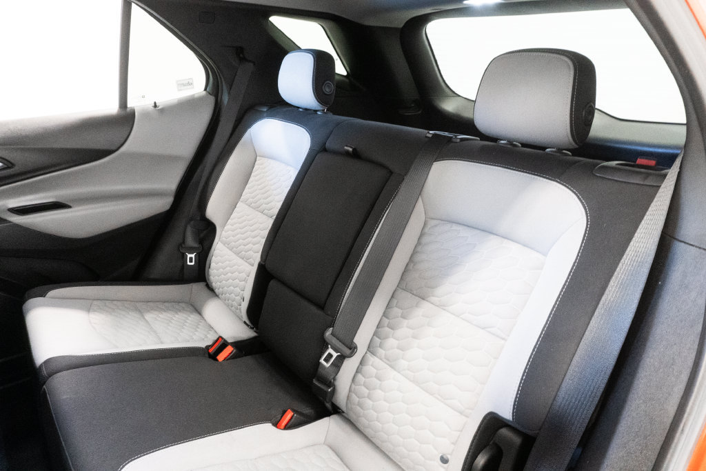 Used 2020 Chevrolet Equinox LS w/ LS Convenience Package FWD image 11