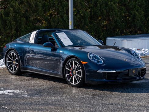 Certified 2015 Porsche 911 Targa 4S image 9