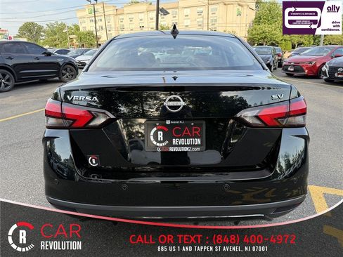 Used 2024 Nissan Versa SV w/ Trunk Package FWD image 5