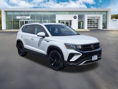 Used 2022 Volkswagen Taos SE