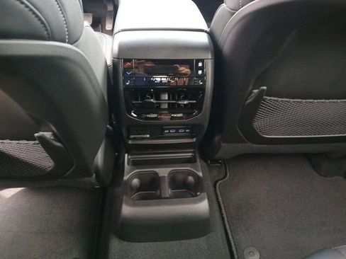 New 2026 Jeep Grand Cherokee L Limited AWD/4WD image 16