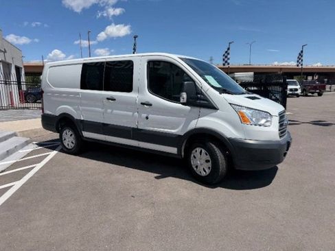Used 2019 Ford Transit 250 130 Low Roof RWD image 14