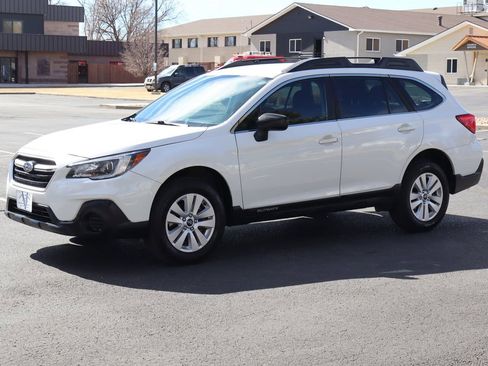 Used 2018 Subaru Outback 2.5i image 10