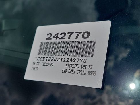Used 2026 Chevrolet Colorado Trail Boss AWD/4WD image 25