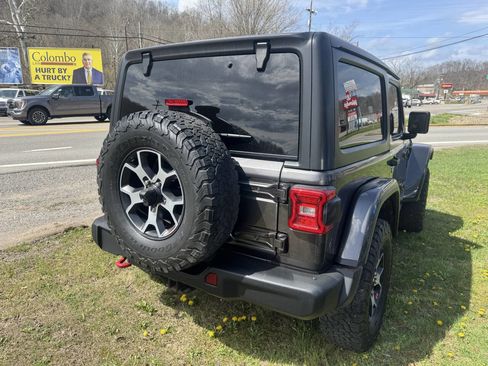 Used 2019 Jeep Wrangler Rubicon w/ Uconnect 4C Nav & Sound Group image 4