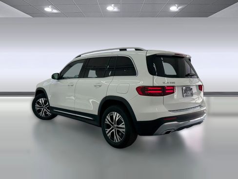 New 2026 Mercedes-Benz GLB 250 image 3