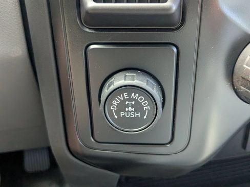New 2026 Ford F350 XL w/ 360-Degree Camera Package RWD image 24