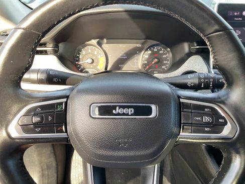 Certified 2022 Jeep Compass Latitude image 14