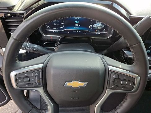 Used 2024 Chevrolet Silverado 1500 LT image 23