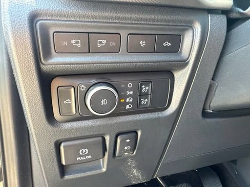 Used 2021 Ford F150 Raptor w/ Equipment Group 801A High AWD/4WD image 21