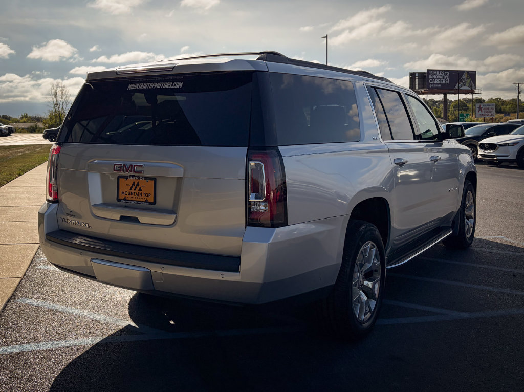 Used 2015 GMC Yukon XL SLT w/ HD Trailering Package AWD/4WD image 30