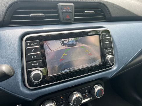 Used 2025 Nissan Versa SV image 20