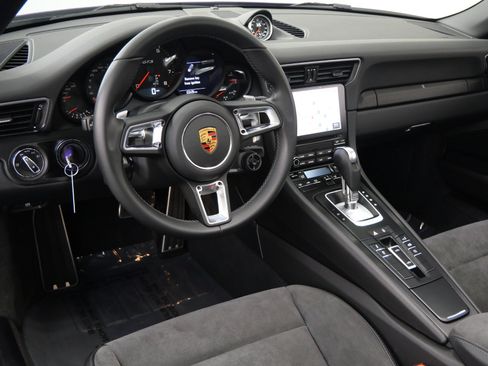 Used 2018 Porsche 911 Targa 4 GTS AWD/4WD image 13