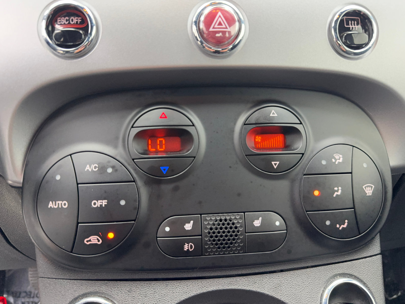 Used 2019 FIAT 500 e FWD image 18