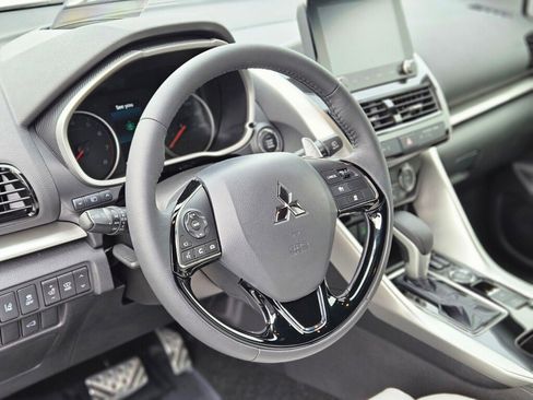 New 2025 Mitsubishi Eclipse Cross SEL image 16
