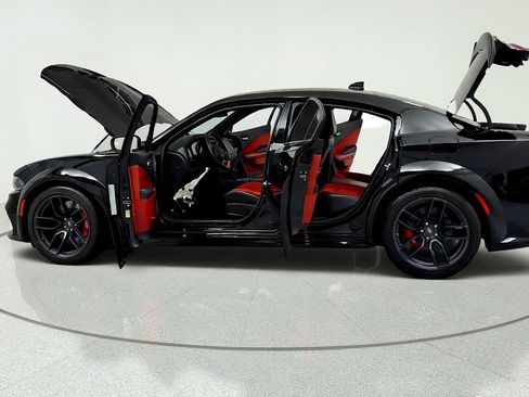 Used 2022 Dodge Charger Scat Pack RWD image 10