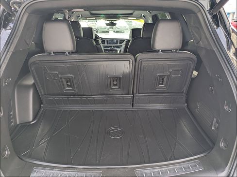 Used 2023 Buick Enclave Avenir AWD/4WD image 14