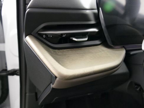 New 2025 Audi Q5 Premium Plus image 15