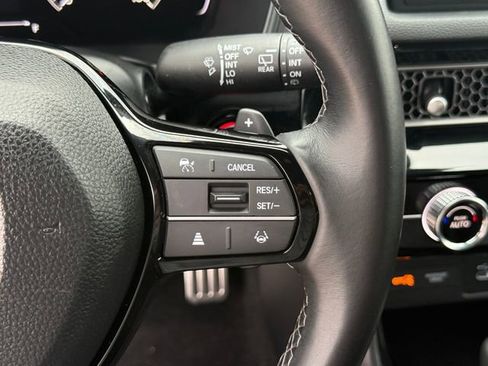 Used 2025 Honda Civic Sport image 16