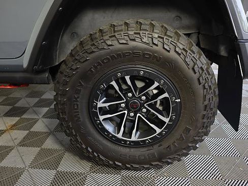 Used 2024 Jeep Wrangler Unlimited Rubicon image 15