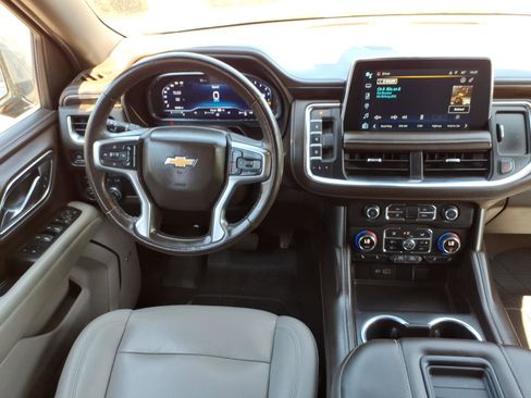 Used 2022 Chevrolet Tahoe LT w/ Luxury Package AWD/4WD image 14