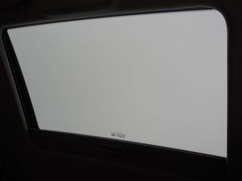 Used 2011 Mercedes-Benz S 550 image 19