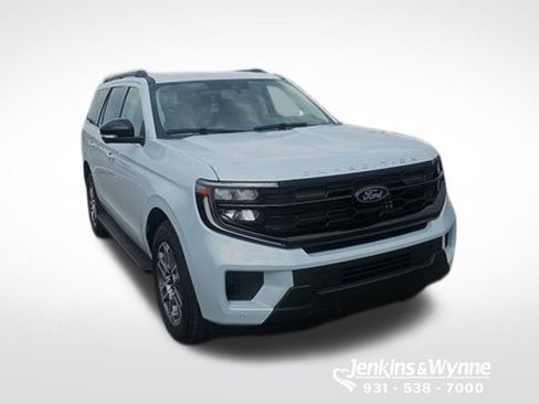 New 2026 Ford Expedition Active AWD/4WD image 4