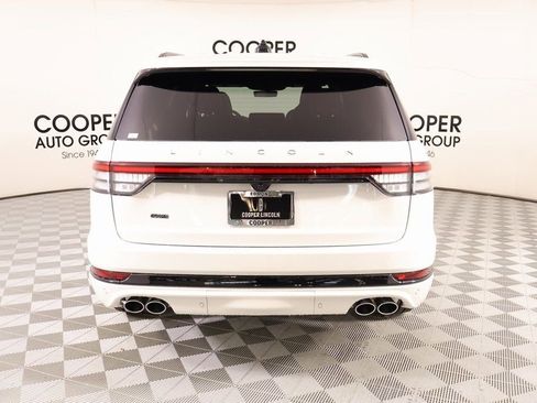 New 2026 Lincoln Aviator Reserve image 24