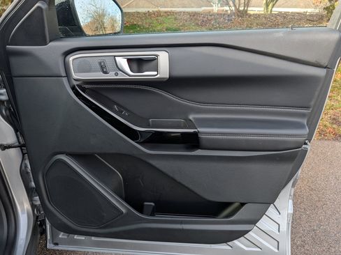 Used 2022 Ford Explorer ST w/ Equipment Group 401A image 38