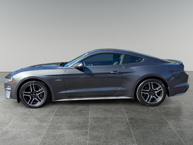 Used 2020 Ford Mustang GT RWD image 2