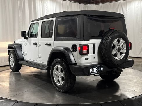 Used 2018 Jeep Wrangler Unlimited Sport S AWD/4WD image 9